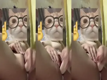 Dokumentasi Vavyvio Cantik Bersantai Di Kasur
